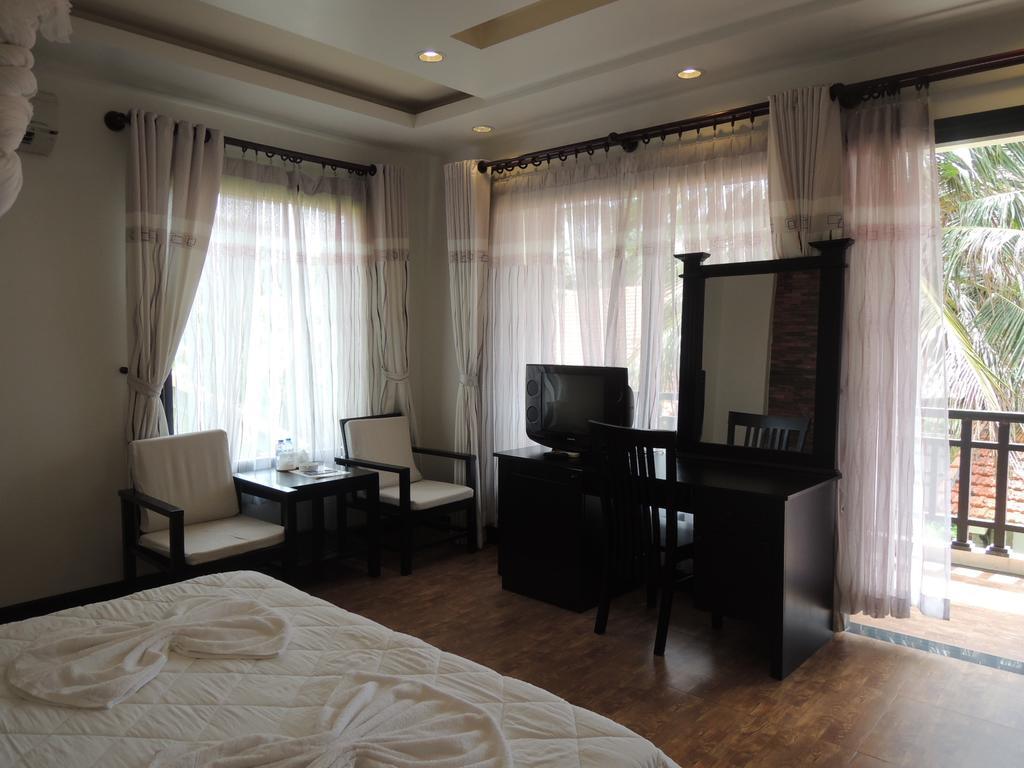 Ngoc Bich Bungalow Hotel Phan Thiet Bagian luar foto