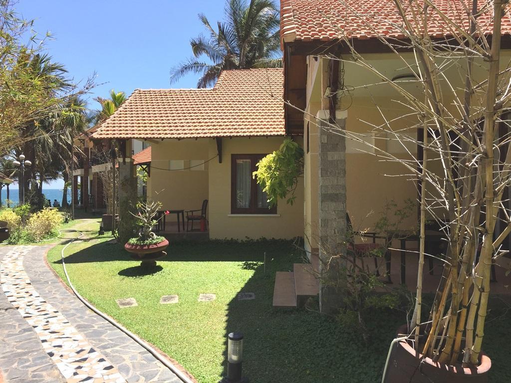 Ngoc Bich Bungalow Hotel Phan Thiet Bagian luar foto